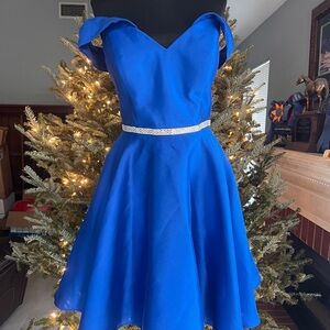 Elegant Blue Dress with Silver Accents HAS POCKETS